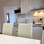 Kobal 게스트하우스 Spodnje Gorje